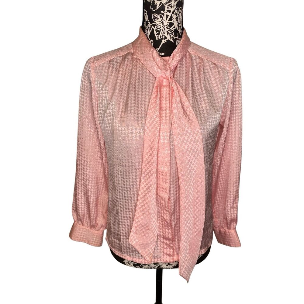 Country Sophisticates Pink Houndstooth Bow Neck Vintage Secretary Blouse Office